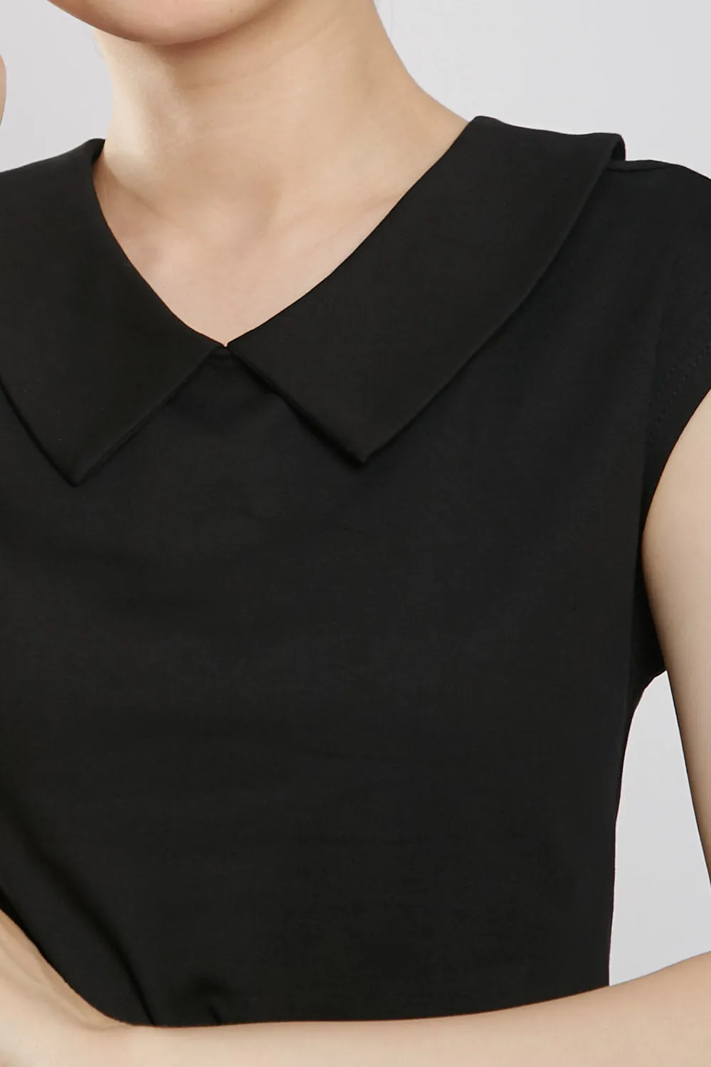 Aurinda Top in Black