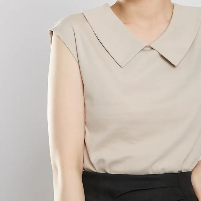 Aurinda Top in Khakis